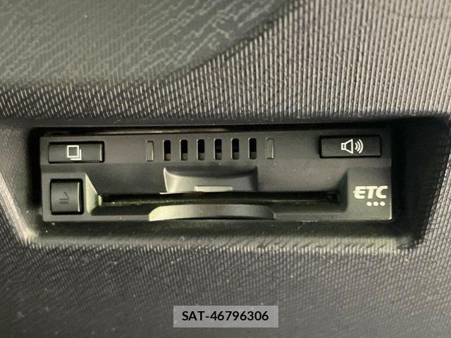 Toyota AQUA 2018-12 8870403-6
