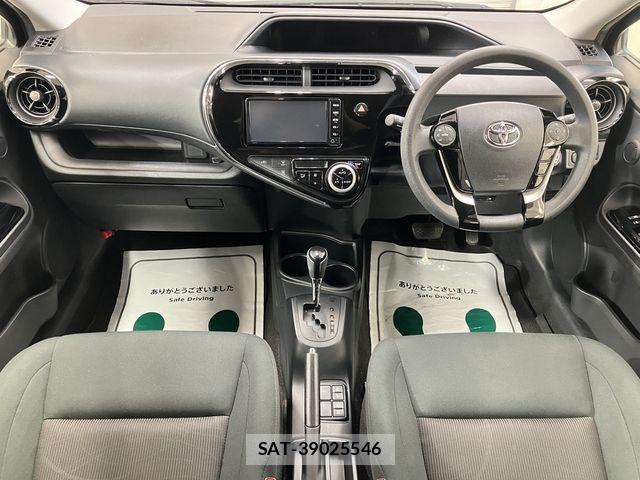 Toyota AQUA 2018-11 8870401-23