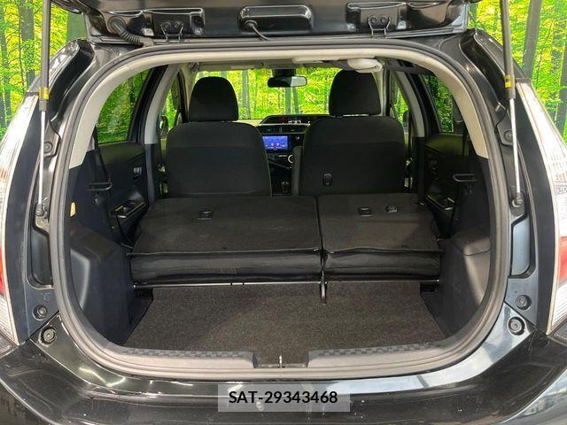 Toyota AQUA 2018-03 8870408-10
