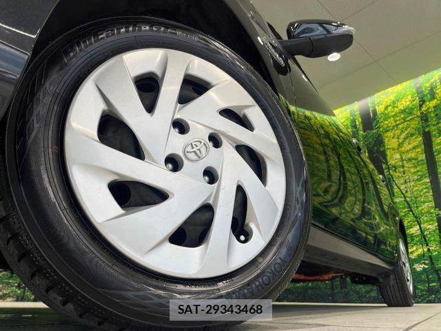 Toyota AQUA 2018-03 8870408-12