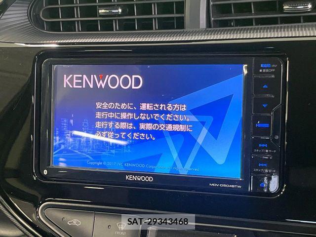 Toyota AQUA 2018-03 8870408-3
