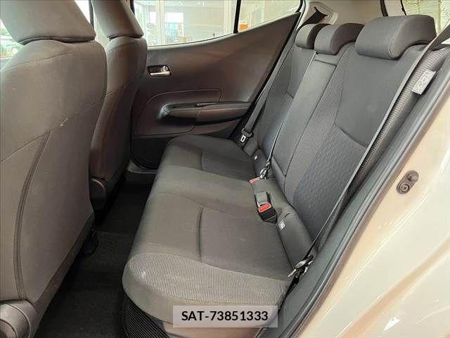 Toyota AQUA 2023-11 8870398-18