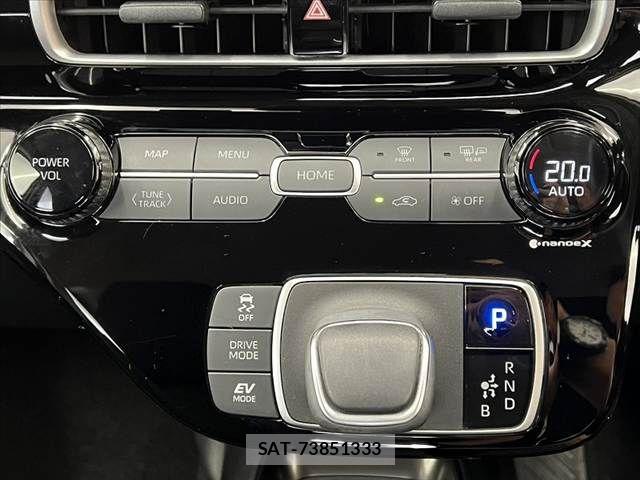 Toyota AQUA 2023-11 8870398-24