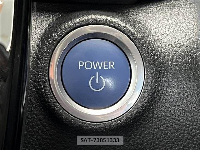 Toyota AQUA 2023-11 8870398-25