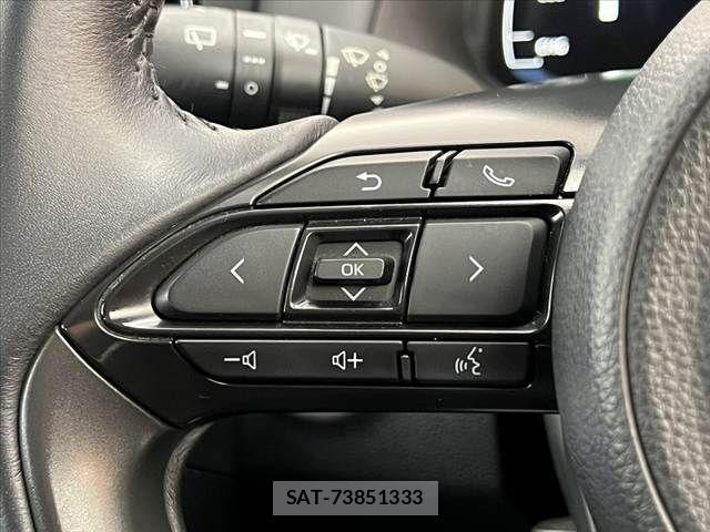 Toyota AQUA 2023-11 8870398-29