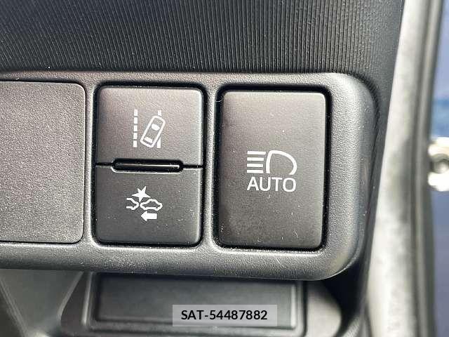 Toyota AQUA 2020-02 8878671-8