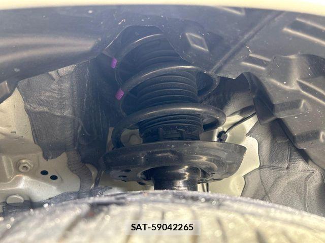 Toyota AQUA 2023-03 8878642-19