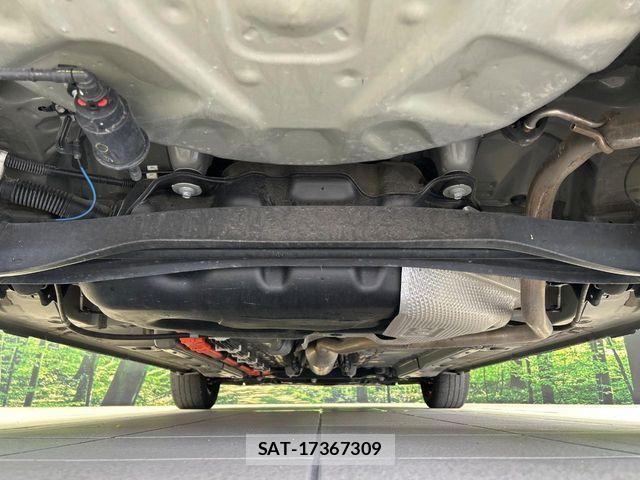 Toyota AQUA 2023-12 8878650-18