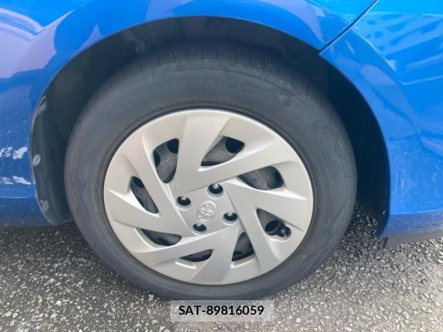 Toyota AQUA 2016-06 8878697-8