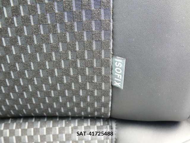Toyota AQUA 2015-04 8878682-21