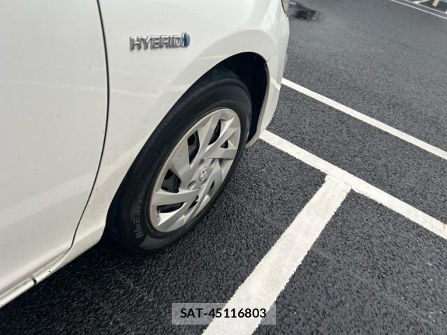 Toyota AQUA 2015-12 8878690-7