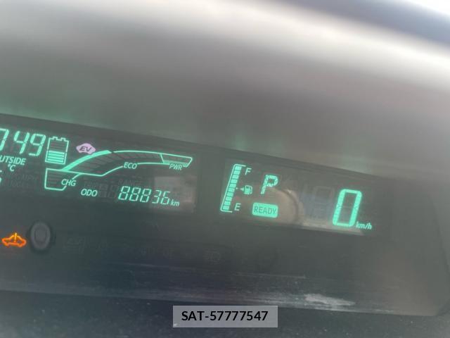 Toyota AQUA 2012-05 8878694-0