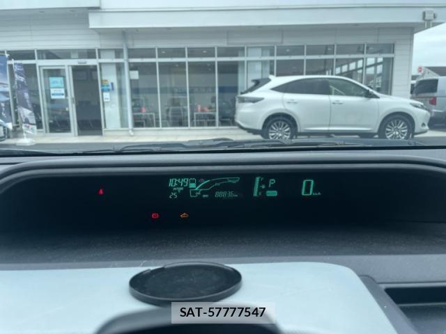 Toyota AQUA 2012-05 8878694-19