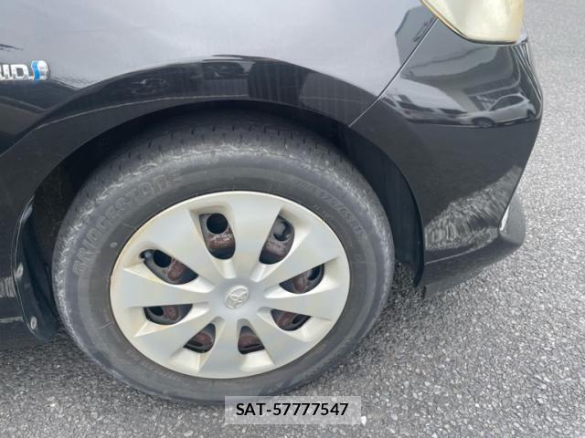 Toyota AQUA 2012-05 8878694-7