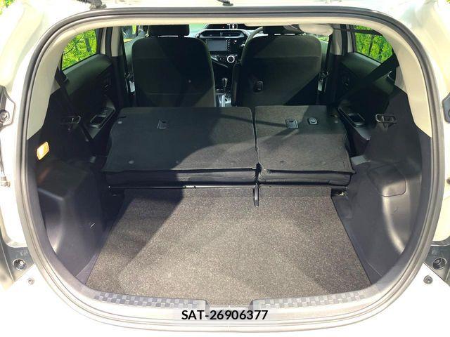 Toyota AQUA 2018-03 8878652-9