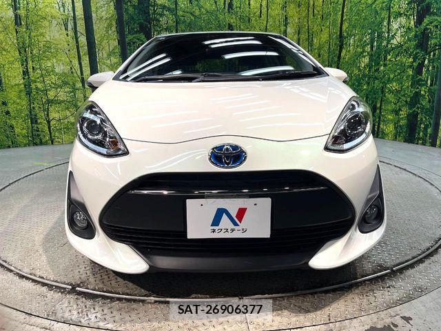 Toyota AQUA 2018-03 8878652-13