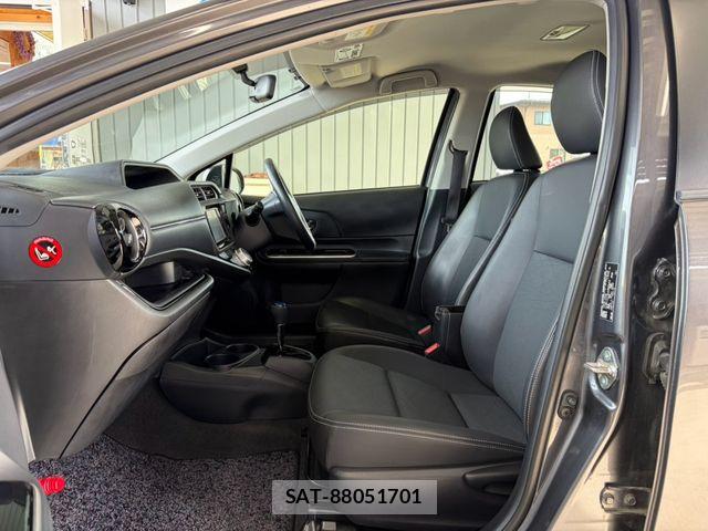 Toyota AQUA 2015-08 8878686-10
