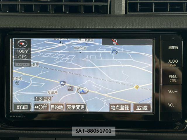 Toyota AQUA 2015-08 8878686-19