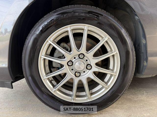 Toyota AQUA 2015-08 8878686-23