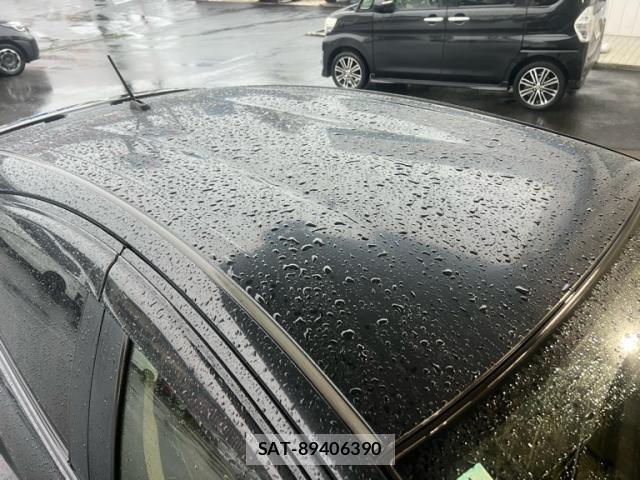 Toyota AQUA 2012-01 8878701-5
