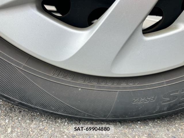 Toyota AQUA 2018-08 8878684-8