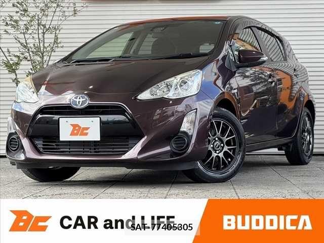 Toyota AQUA 2016-01 8878677-0