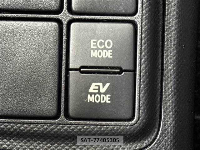 Toyota AQUA 2016-01 8878677-25