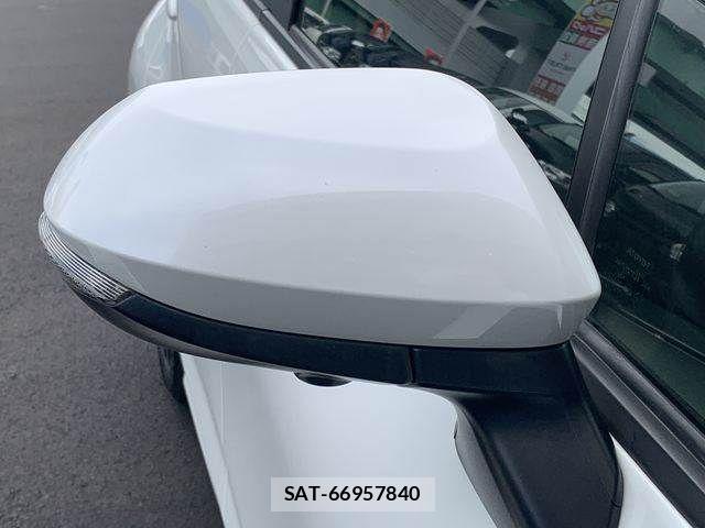 Toyota AQUA 2021-09 8878647-26