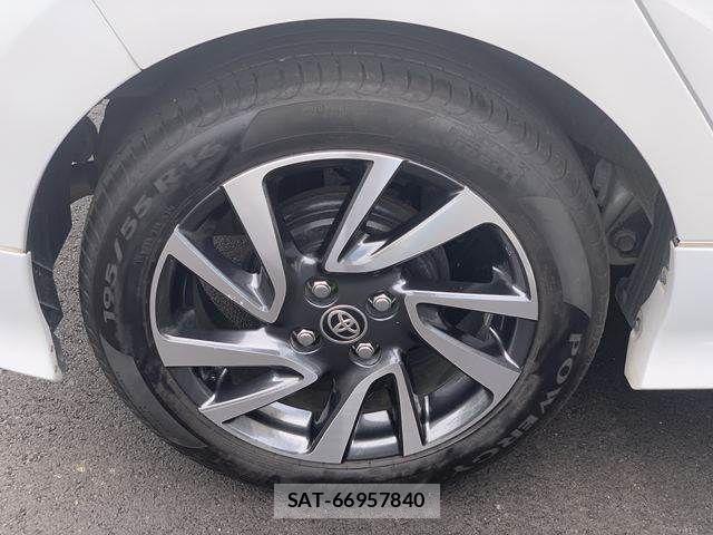 Toyota AQUA 2021-09 8878647-28