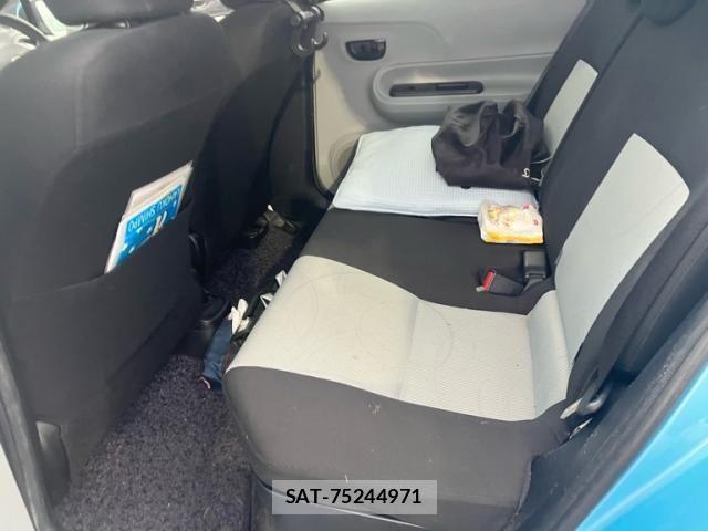 Toyota AQUA 2012-02 8878698-14