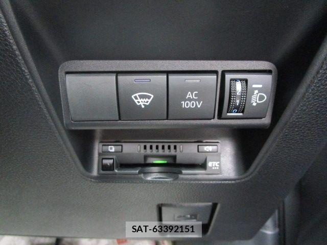 Toyota AQUA 2024-06 8878644-13