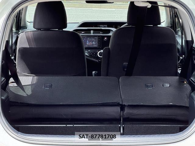 Toyota AQUA 2019-02 8878663-13