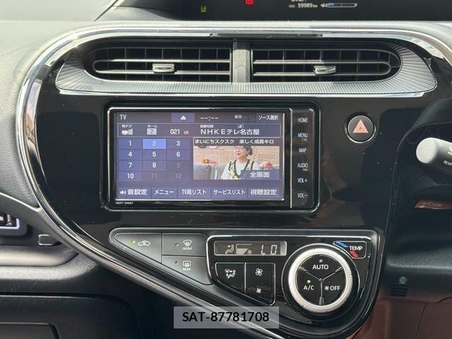 Toyota AQUA 2019-02 8878663-22