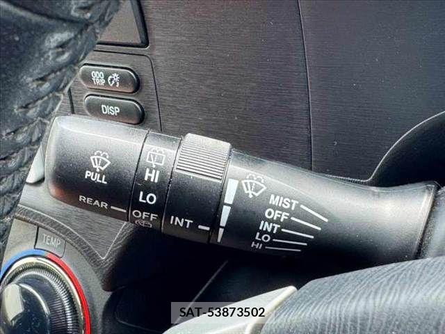 Toyota AQUA 2013-06 8878688-24