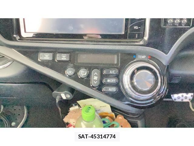 Toyota AQUA 2014-09 8878689-18