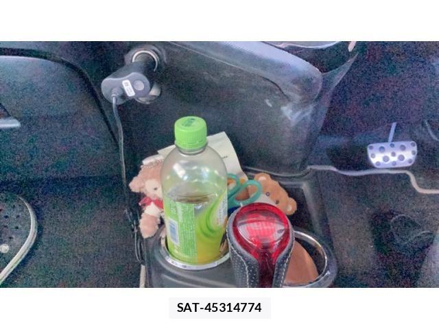 Toyota AQUA 2014-09 8878689-19