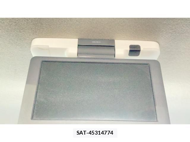 Toyota AQUA 2014-09 8878689-25
