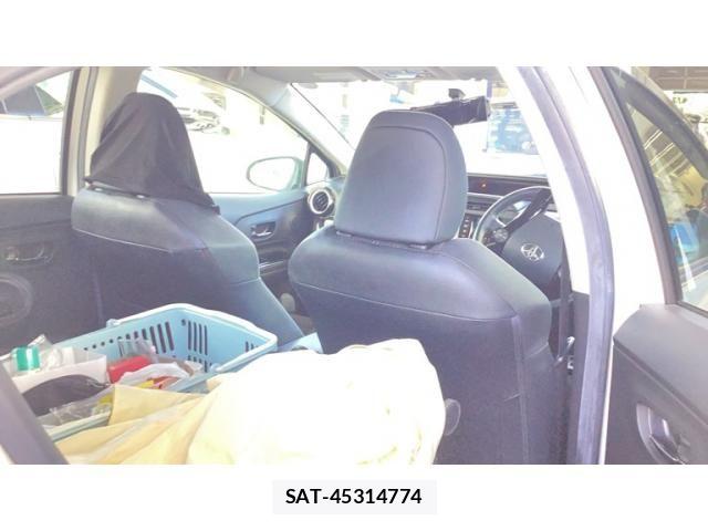 Toyota AQUA 2014-09 8878689-5