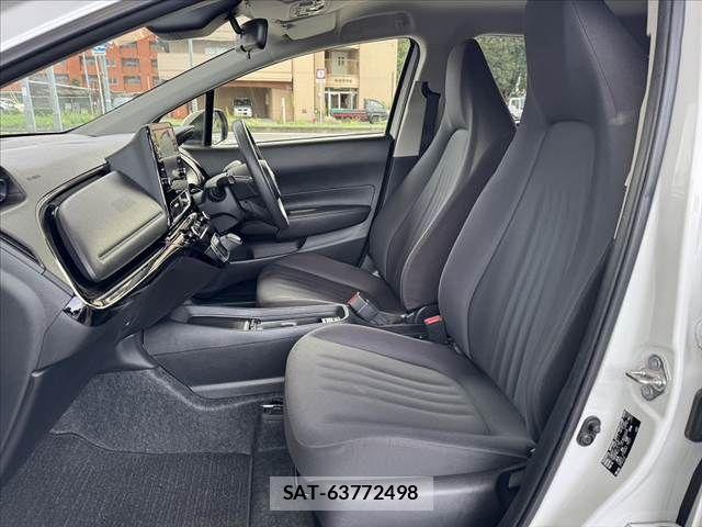 Toyota AQUA 2022-10 8878658-16