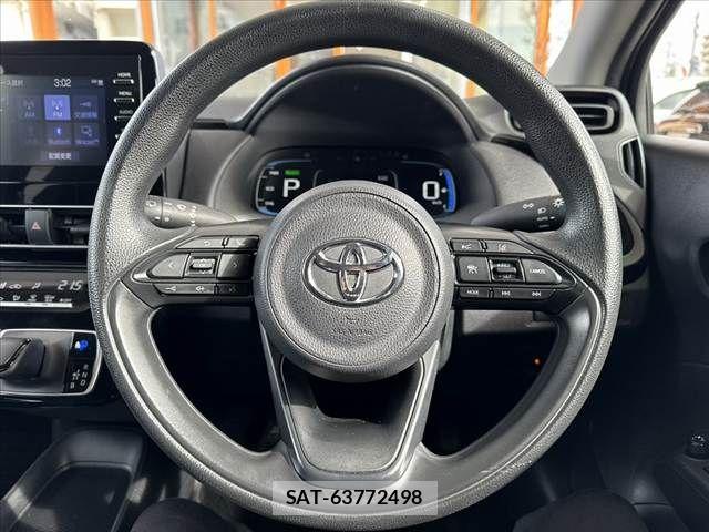 Toyota AQUA 2022-10 8878658-6