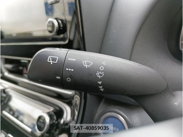 Toyota AQUA 2021-09 8878666-21