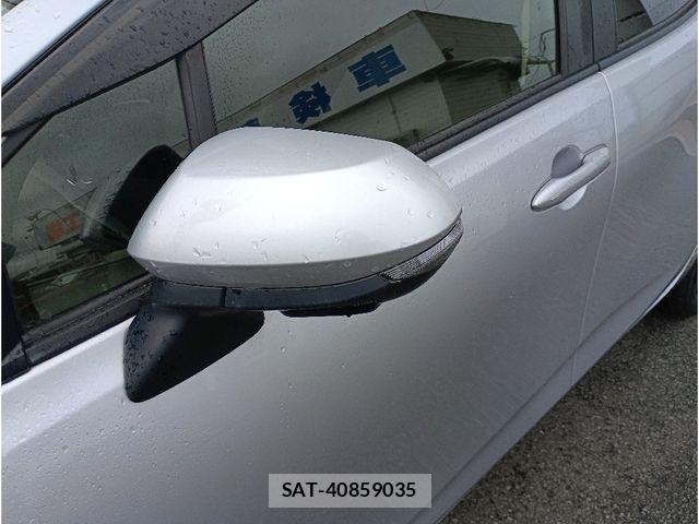 Toyota AQUA 2021-09 8878666-26