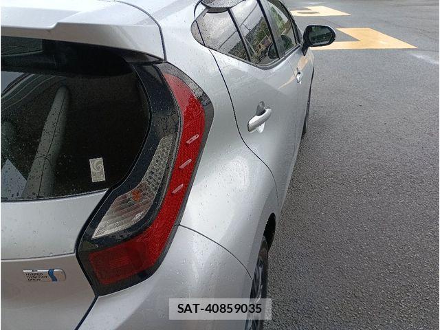 Toyota AQUA 2021-09 8878666-6