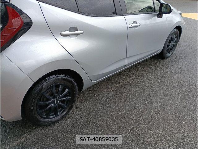 Toyota AQUA 2021-09 8878666-7