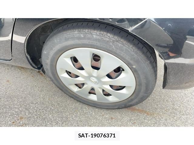 Toyota AQUA 2012-06 8878696-4