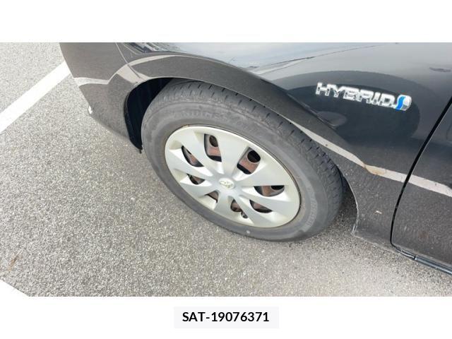 Toyota AQUA 2012-06 8878696-5