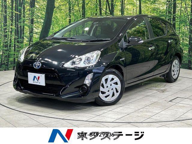 Toyota AQUA 2016-12 8878673-0