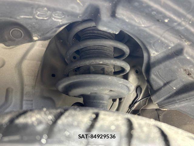 Toyota AQUA 2016-12 8878673-19