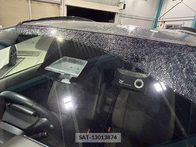 Toyota AQUA 2019-04 8878654-6