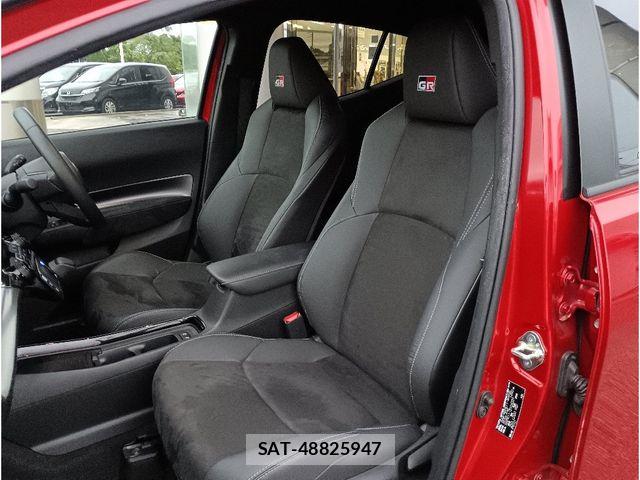 Toyota AQUA 2023-01 8878645-10